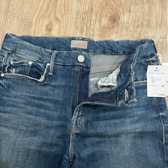 NWT MOTHER The Looker Ankle Fray in Gutter Punk Wash - Picture 6 of 7